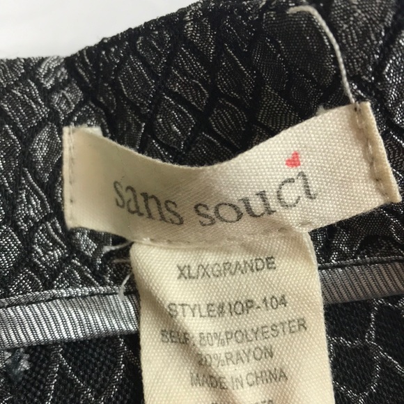 Sans Souci | Zipper Snake Skin Shorts - Picture 3 of 4